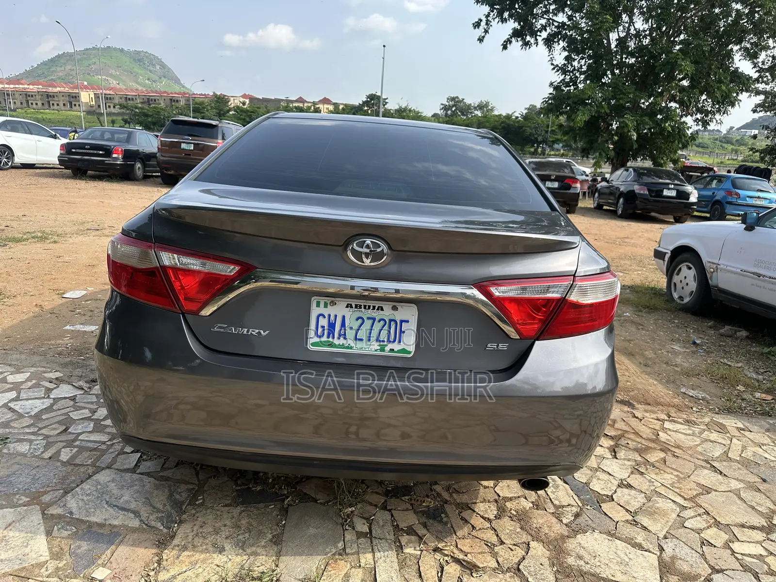 Toyota Camry SE 4dr Sedan (2.5L 4cyl 6A) 2017 Gray