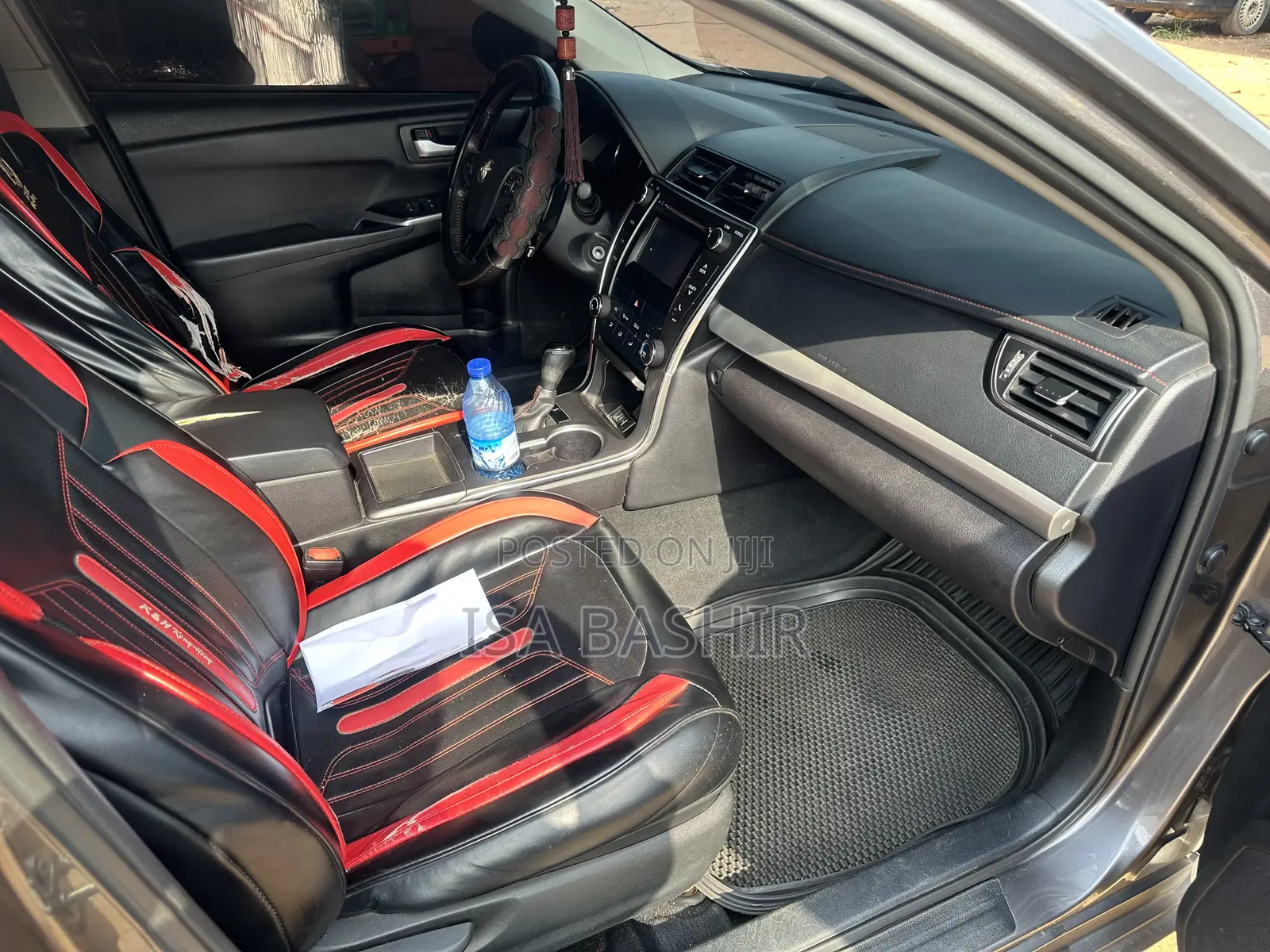 Toyota Camry SE 4dr Sedan (2.5L 4cyl 6A) 2017 Gray