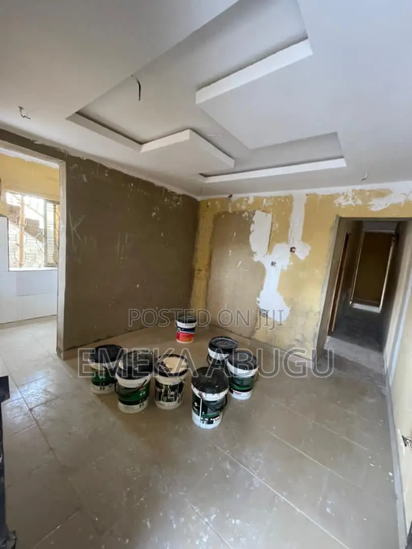 3bdrm Block of Flats in Iwo Road for rent