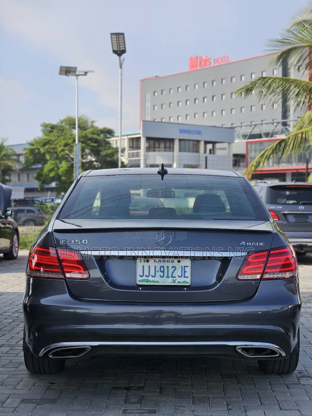 Mercedes-Benz E350 Base 4Matic Sedan AWD (3.5L 6cyl 7A) 2013 Black