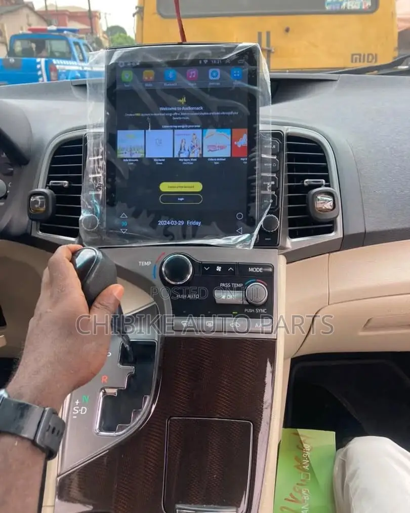 Toyota Venza Tesla Navigation Android/Reverse Camera