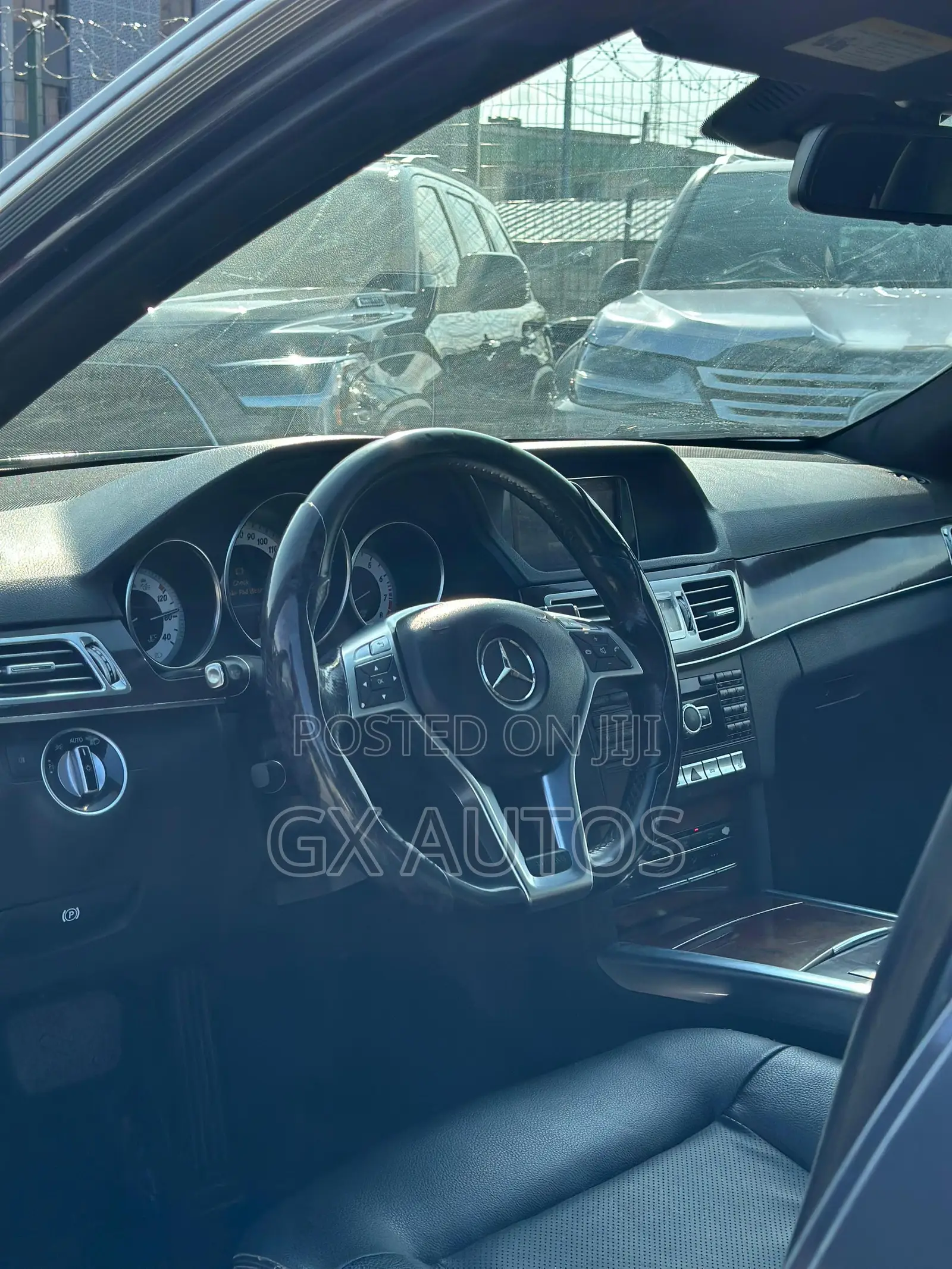 Mercedes-Benz E350 Base 4Matic Sedan AWD (3.5L 6cyl 7A) 2013 Gray