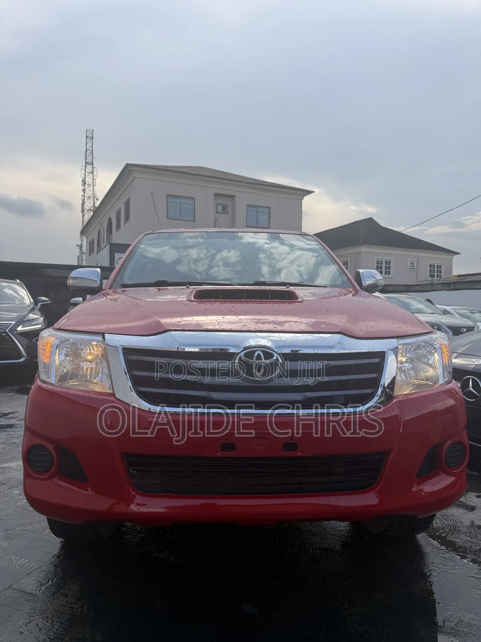 Toyota Hilux 2015 Maroon