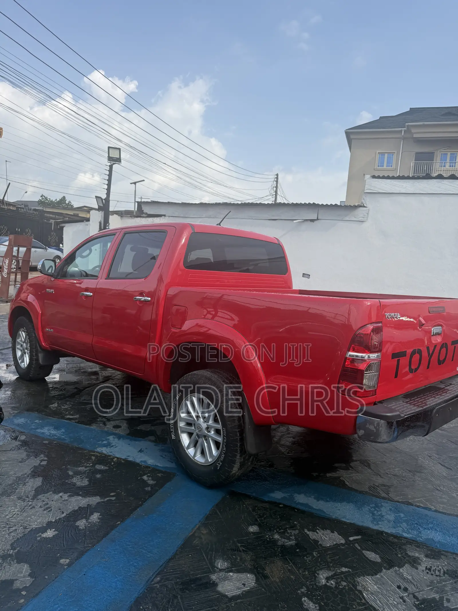 Toyota Hilux 2015 Maroon