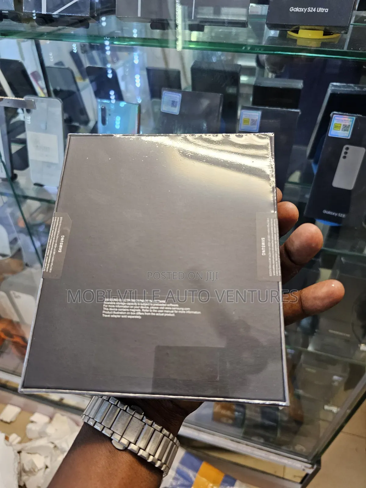 New Samsung Galaxy Z Fold4 256 GB Black