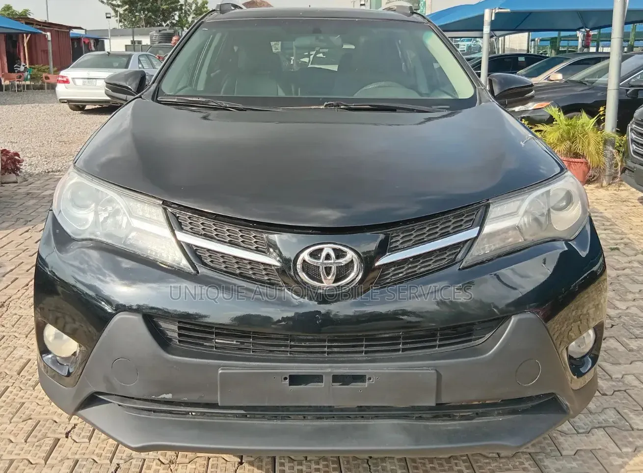 Toyota RAV4 XLE 4dr SUV AWD (2.5L 4cyl 6A) 2014 Black