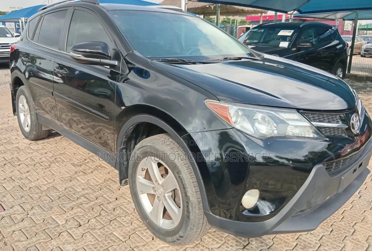Toyota RAV4 XLE 4dr SUV AWD (2.5L 4cyl 6A) 2014 Black