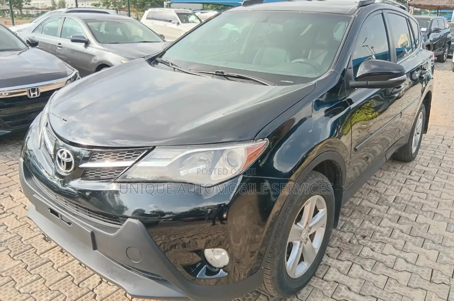Toyota RAV4 XLE 4dr SUV AWD (2.5L 4cyl 6A) 2014 Black