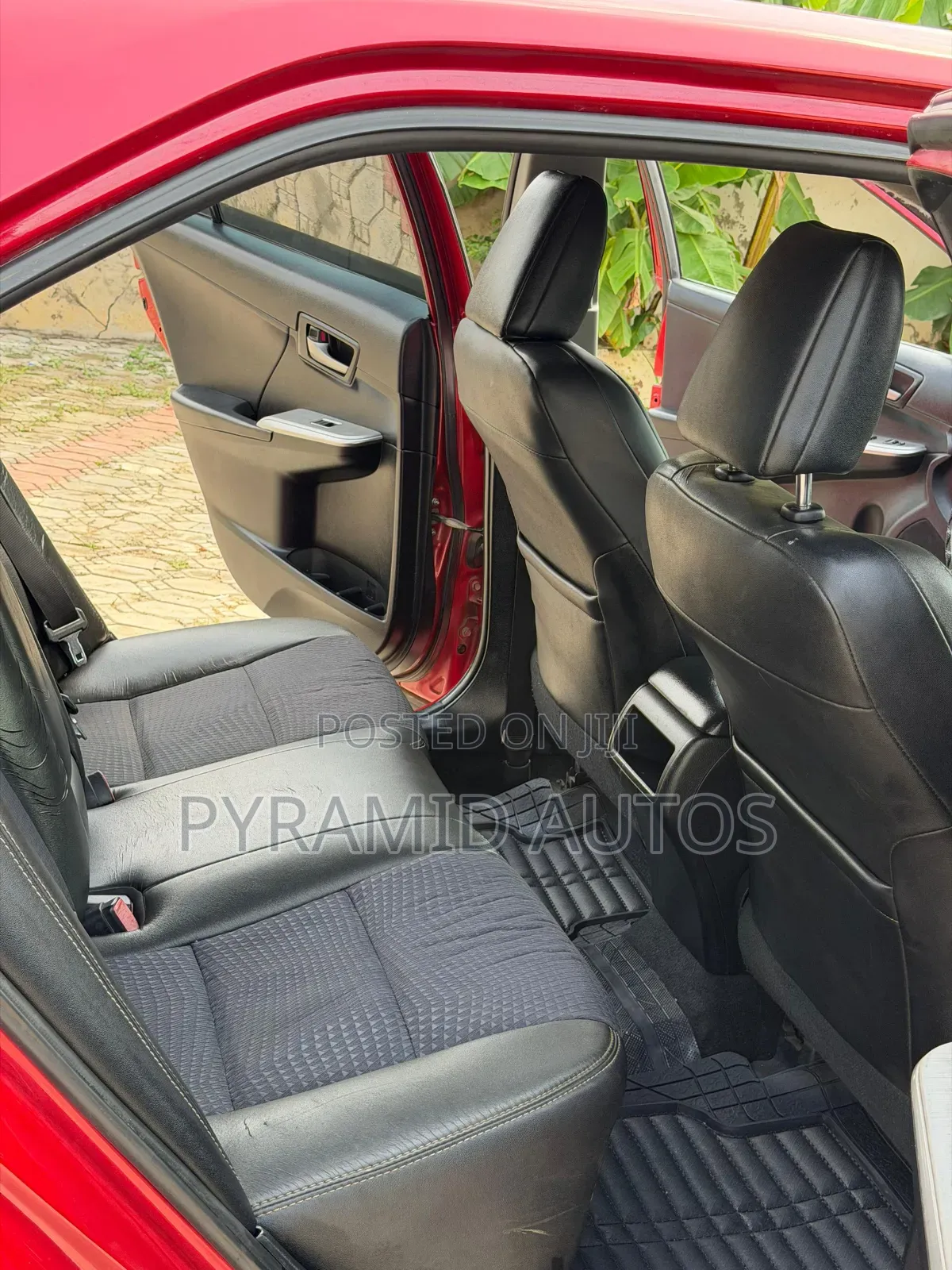 Toyota Camry SE 4dr Sedan (2.5L 4cyl 6A) 2013 Maroon