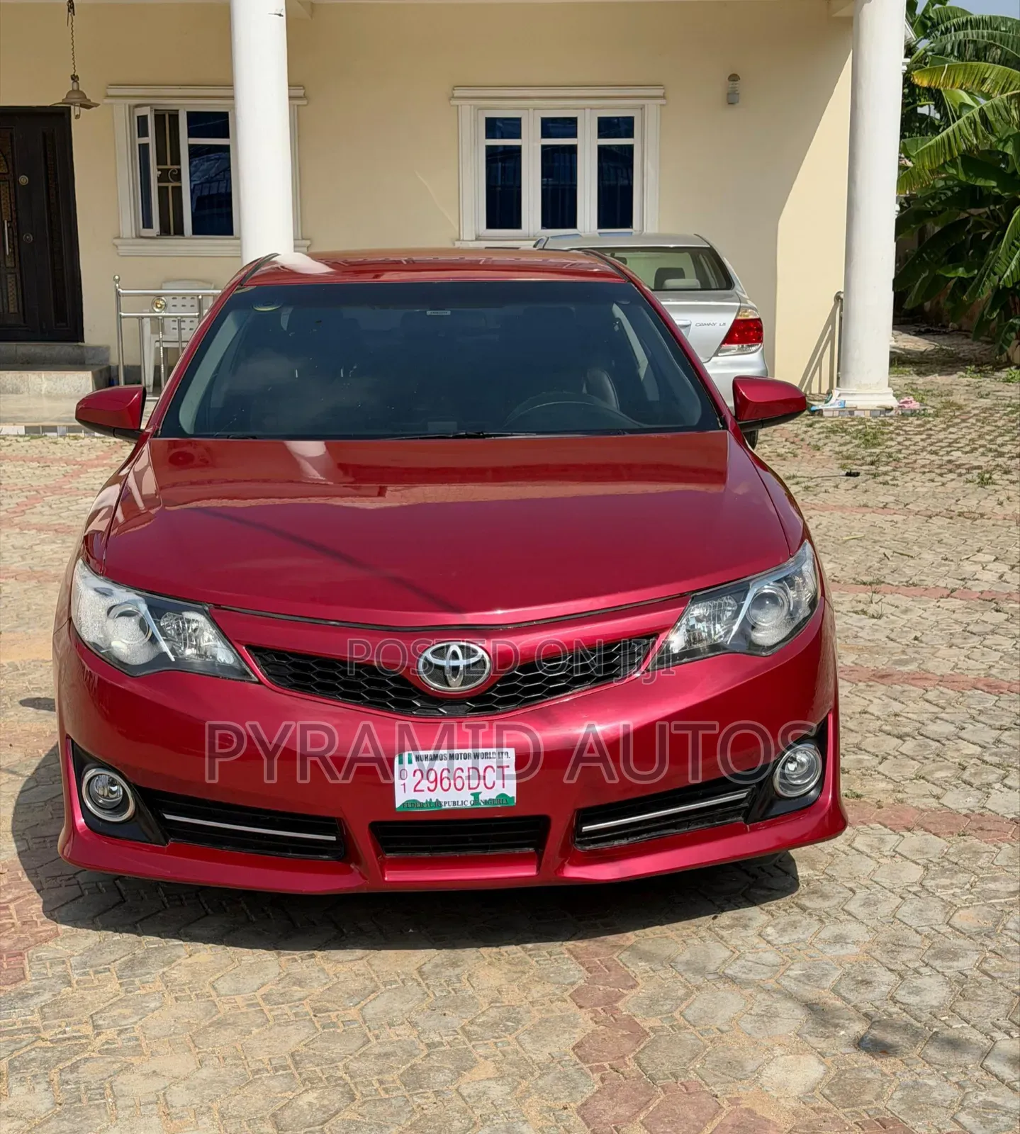 Toyota Camry SE 4dr Sedan (2.5L 4cyl 6A) 2013 Maroon