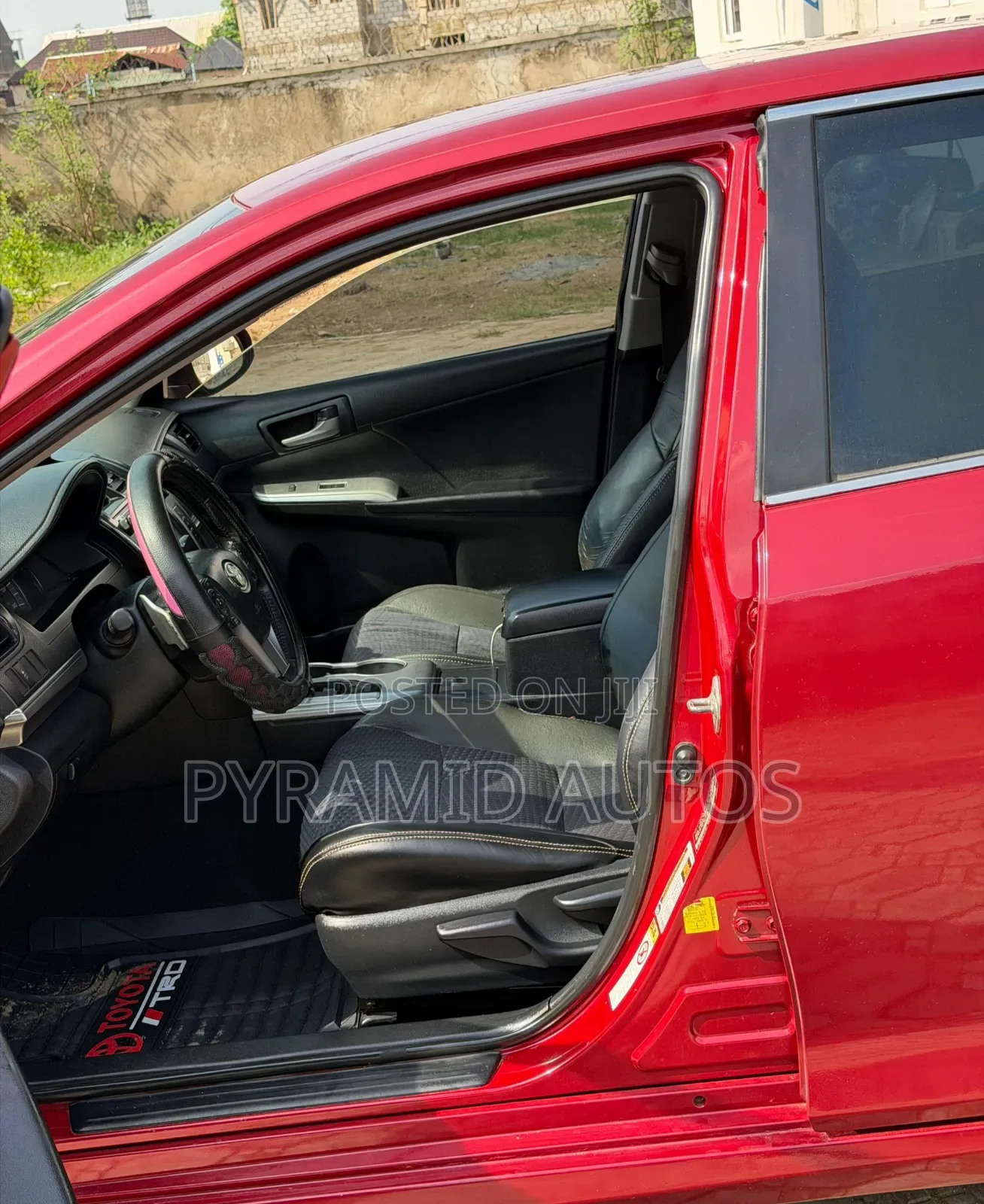 Toyota Camry SE 4dr Sedan (2.5L 4cyl 6A) 2013 Maroon