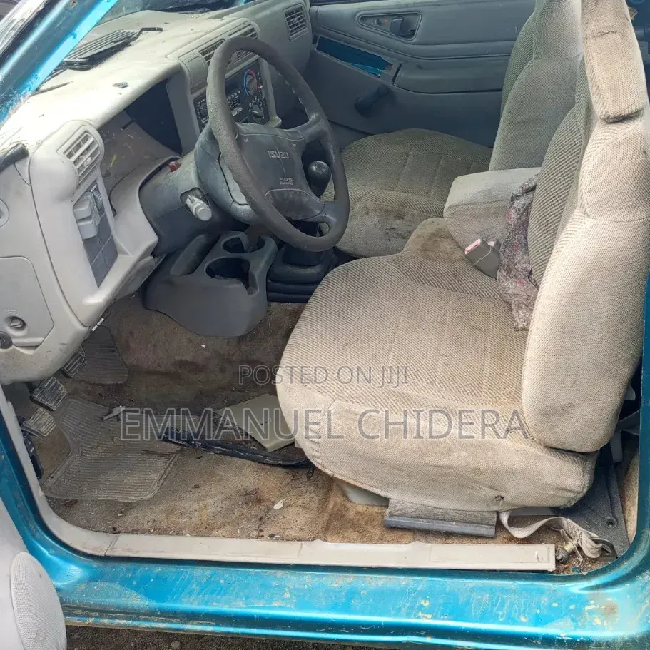 Isuzu Amigo 1997 Blue