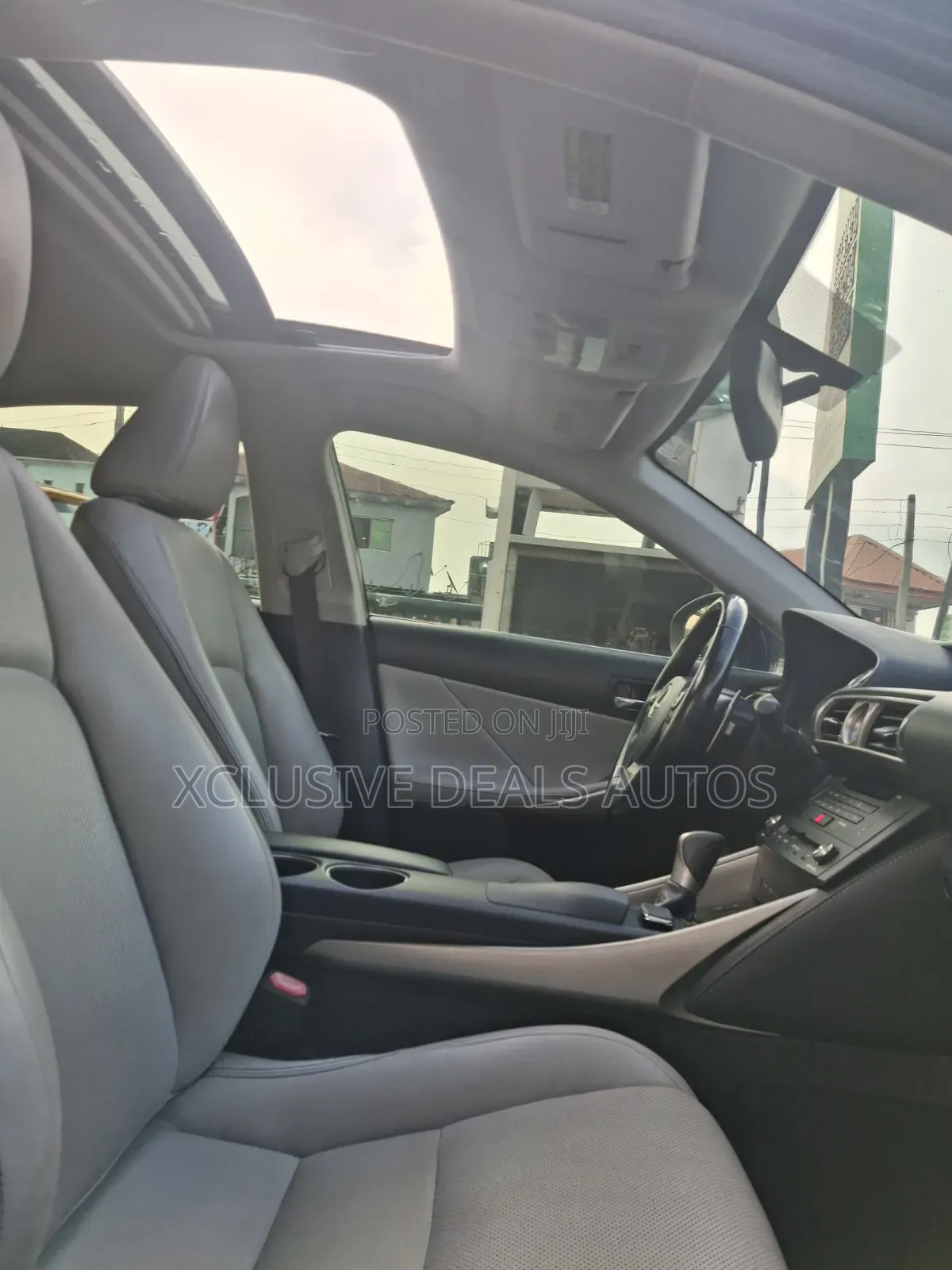 Lexus IS 2015 Blue