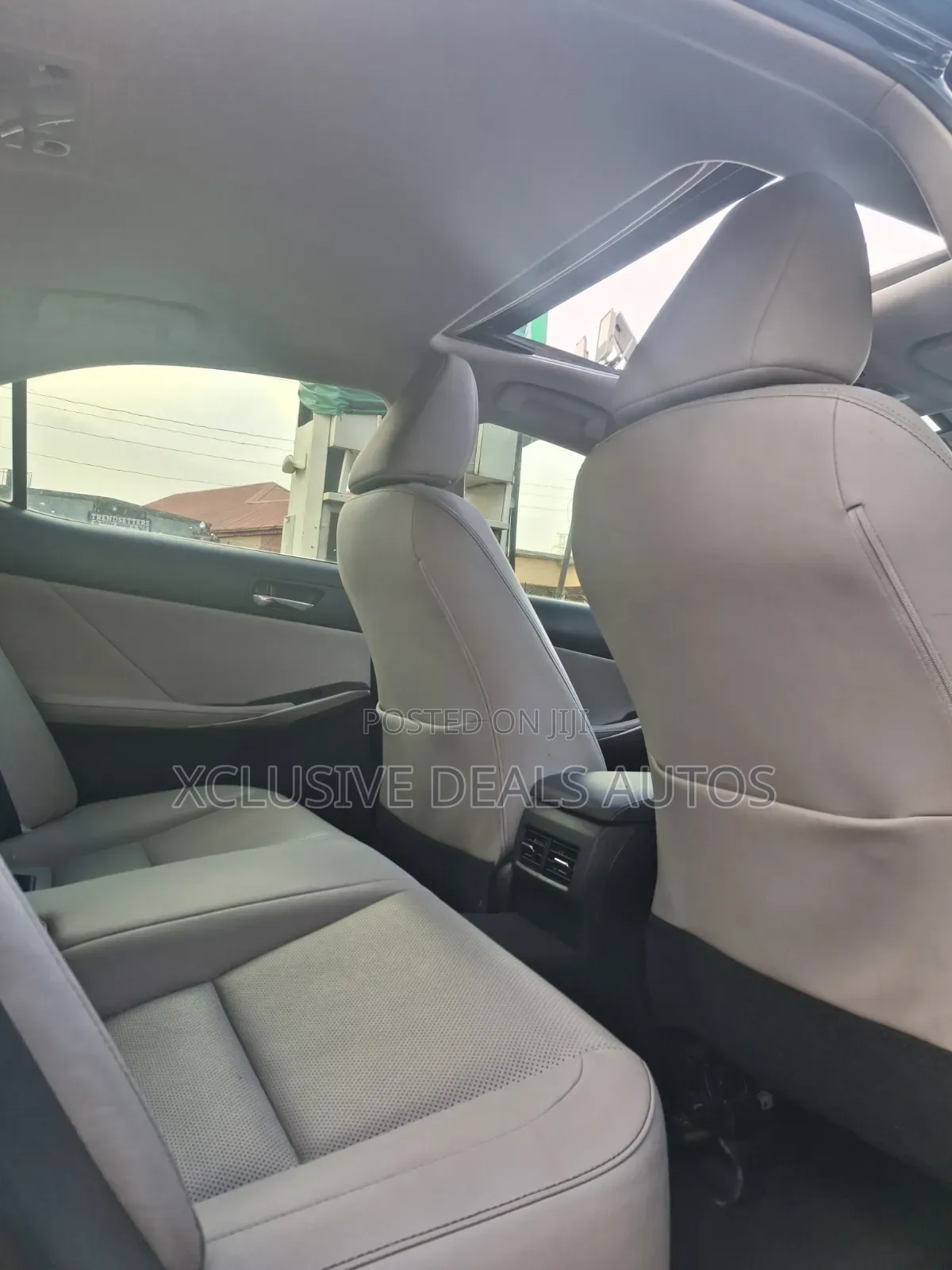 Lexus IS 2015 Blue