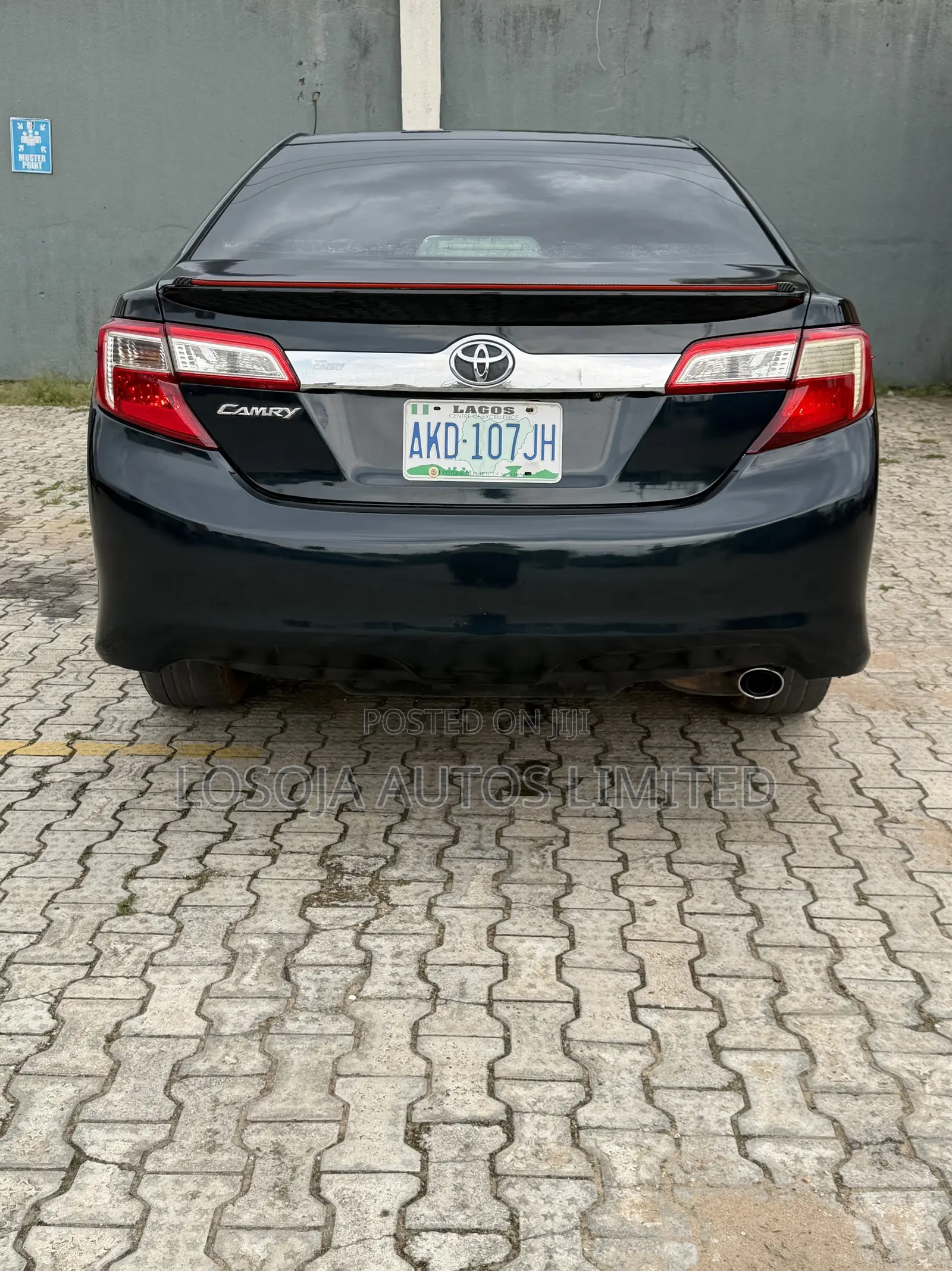 Toyota Camry SE 4dr Sedan (2.5L 4cyl 6A) 2013 Green