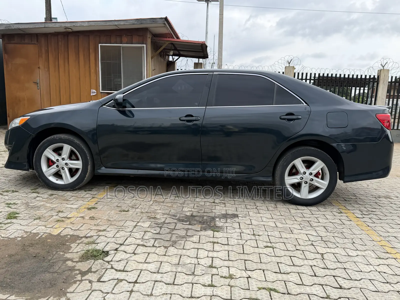 Toyota Camry SE 4dr Sedan (2.5L 4cyl 6A) 2013 Green