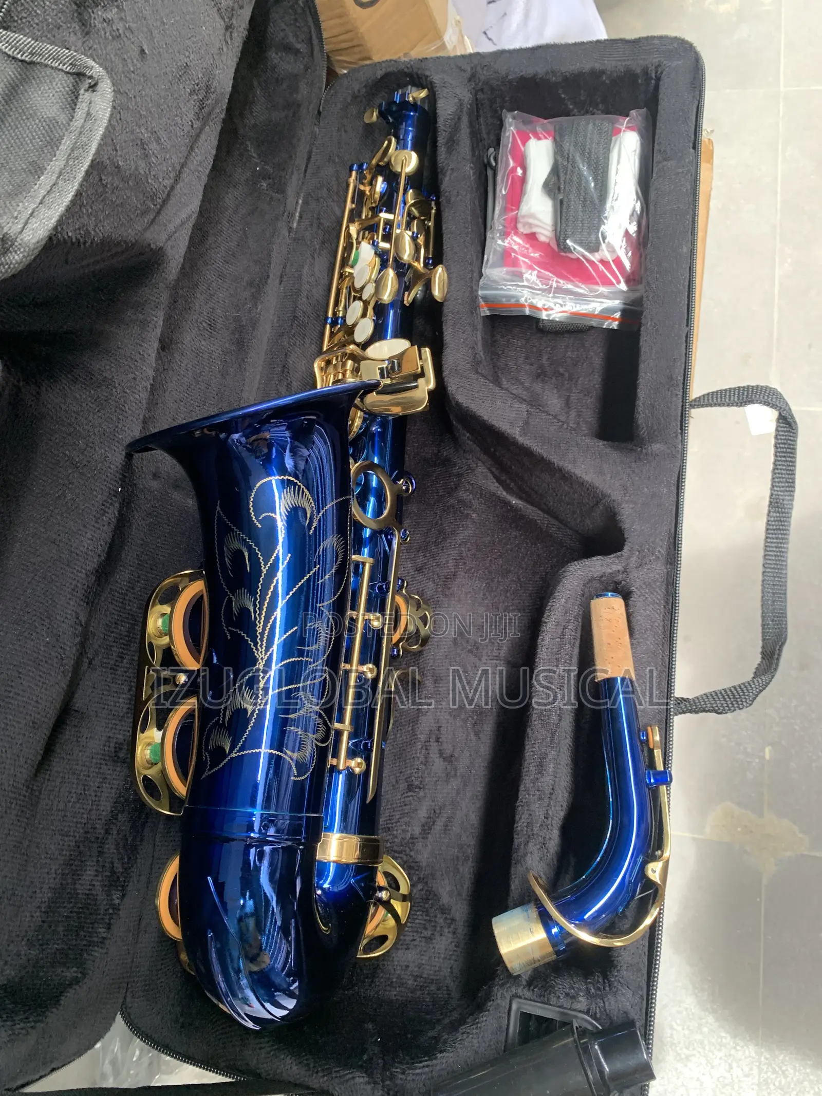 Yamaha Alto Saxophone With Mouthpiece