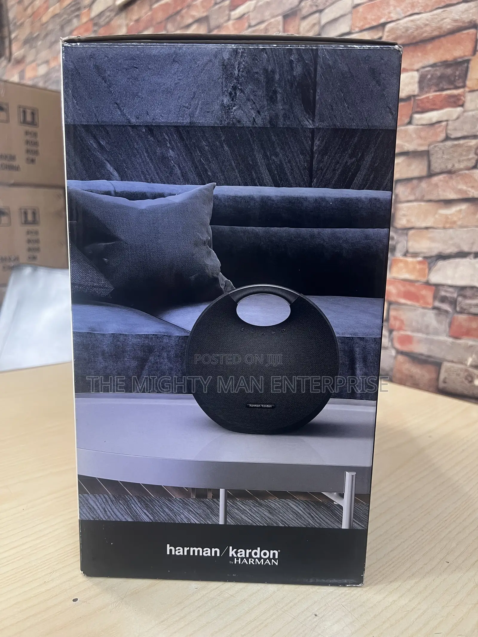 Harman Kardon Onyx Studio 6 Portable Bluetooth Speaker