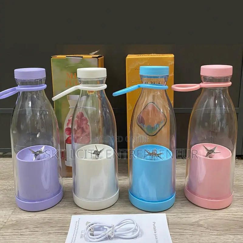 Rechargeable Mini Fruit Juicer