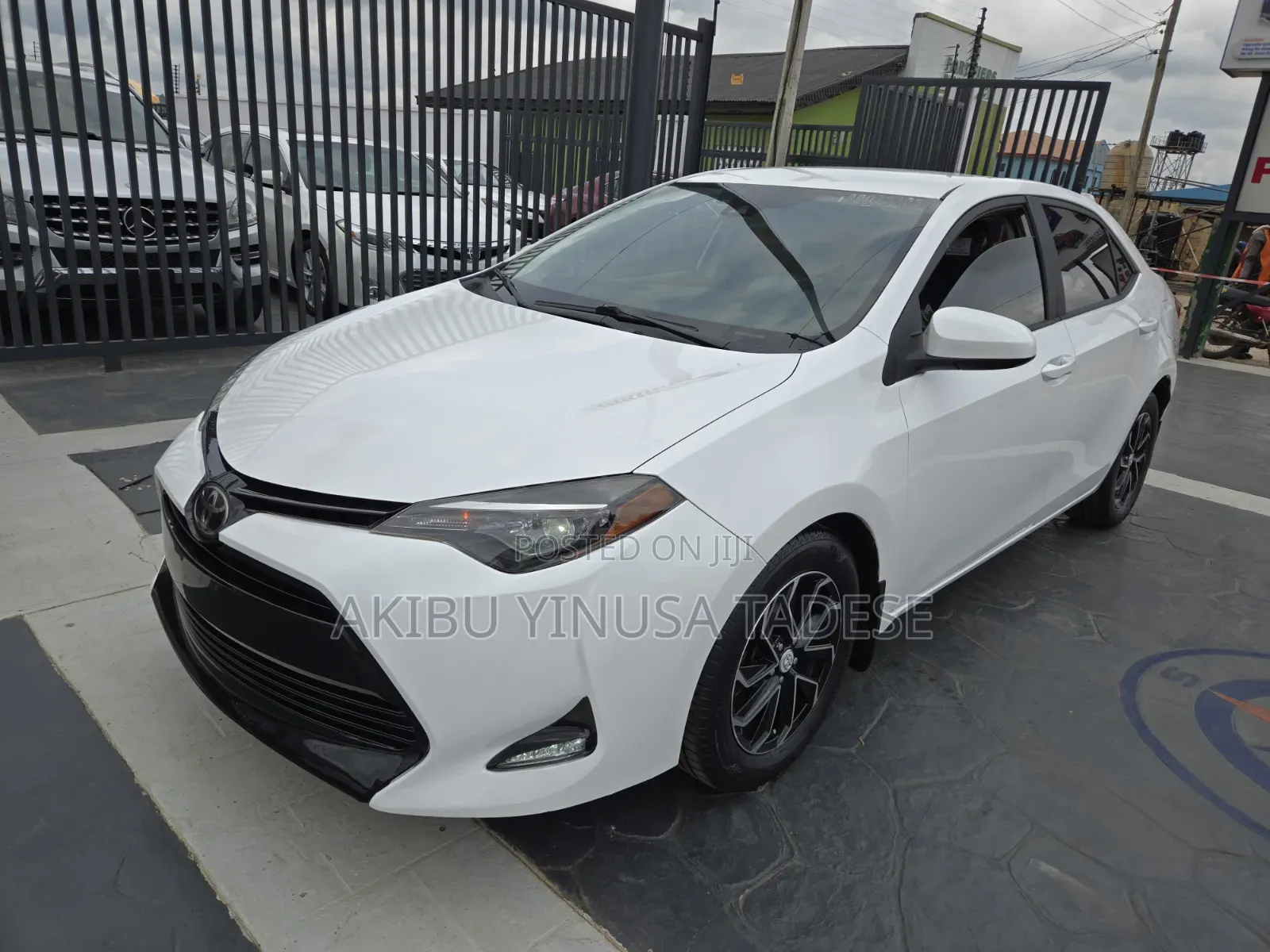 Toyota Corolla 2017 White