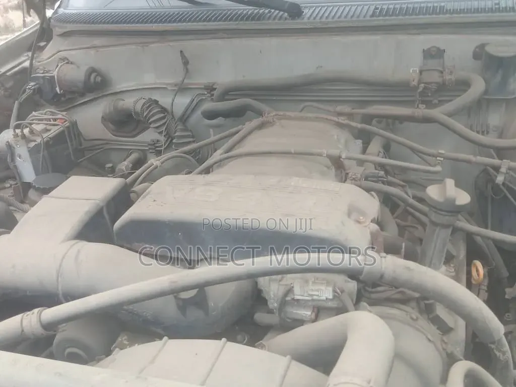 Toyota Tundra Automatic 2002 White