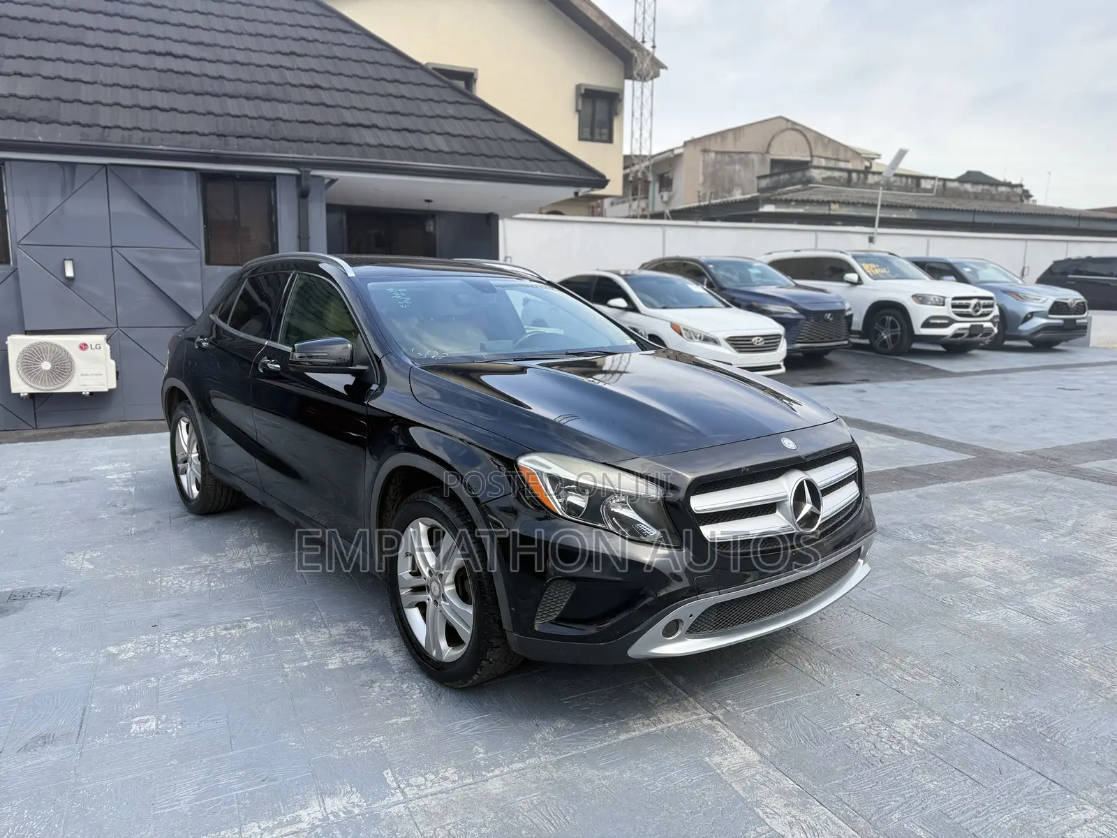 Mercedes-Benz GLA 250 2016 Black