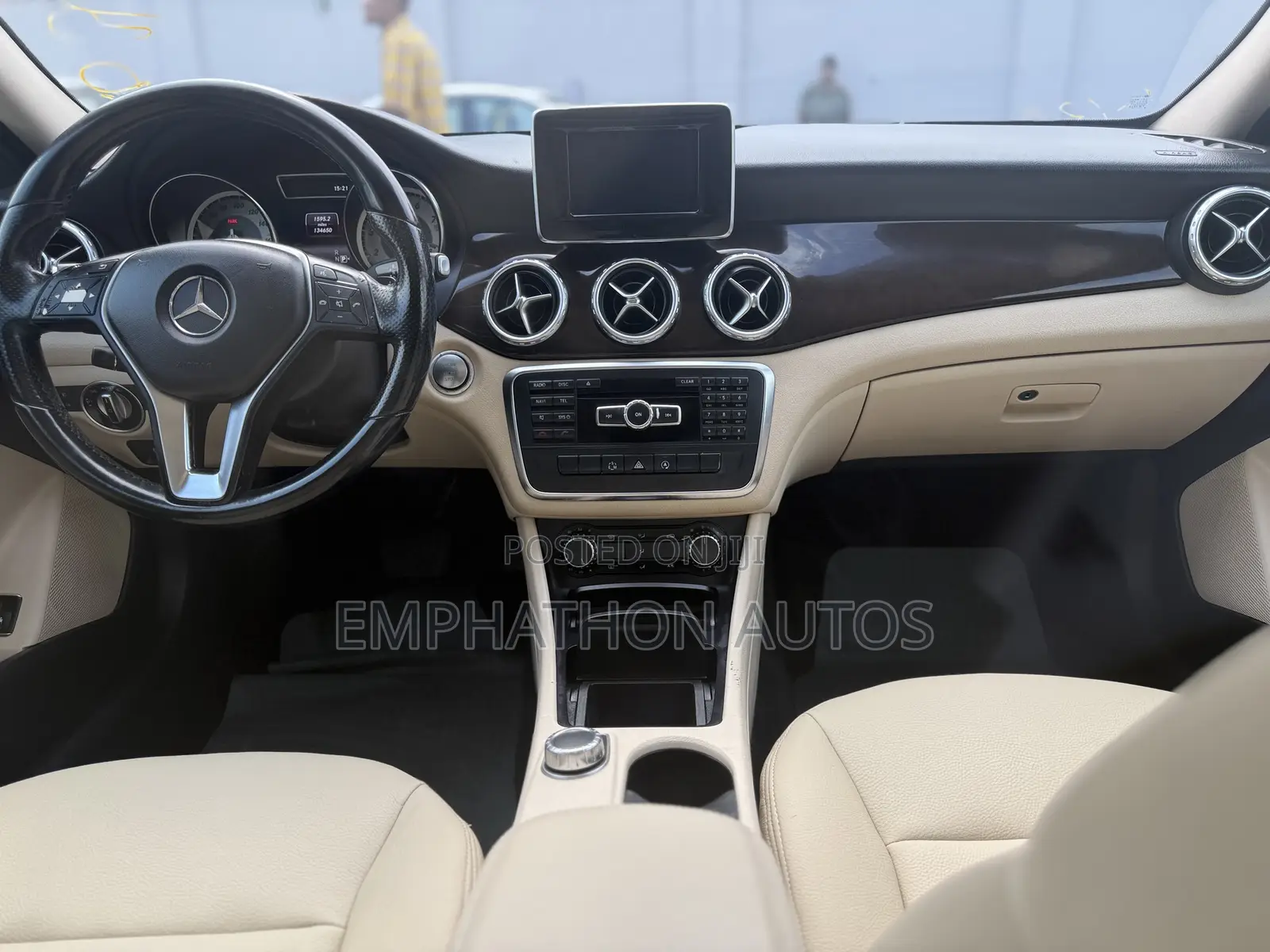 Mercedes-Benz GLA 250 2016 Black