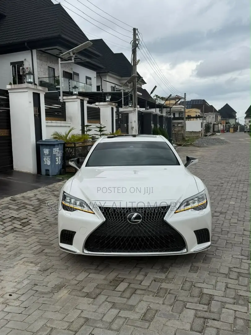 Lexus LS 2022 White