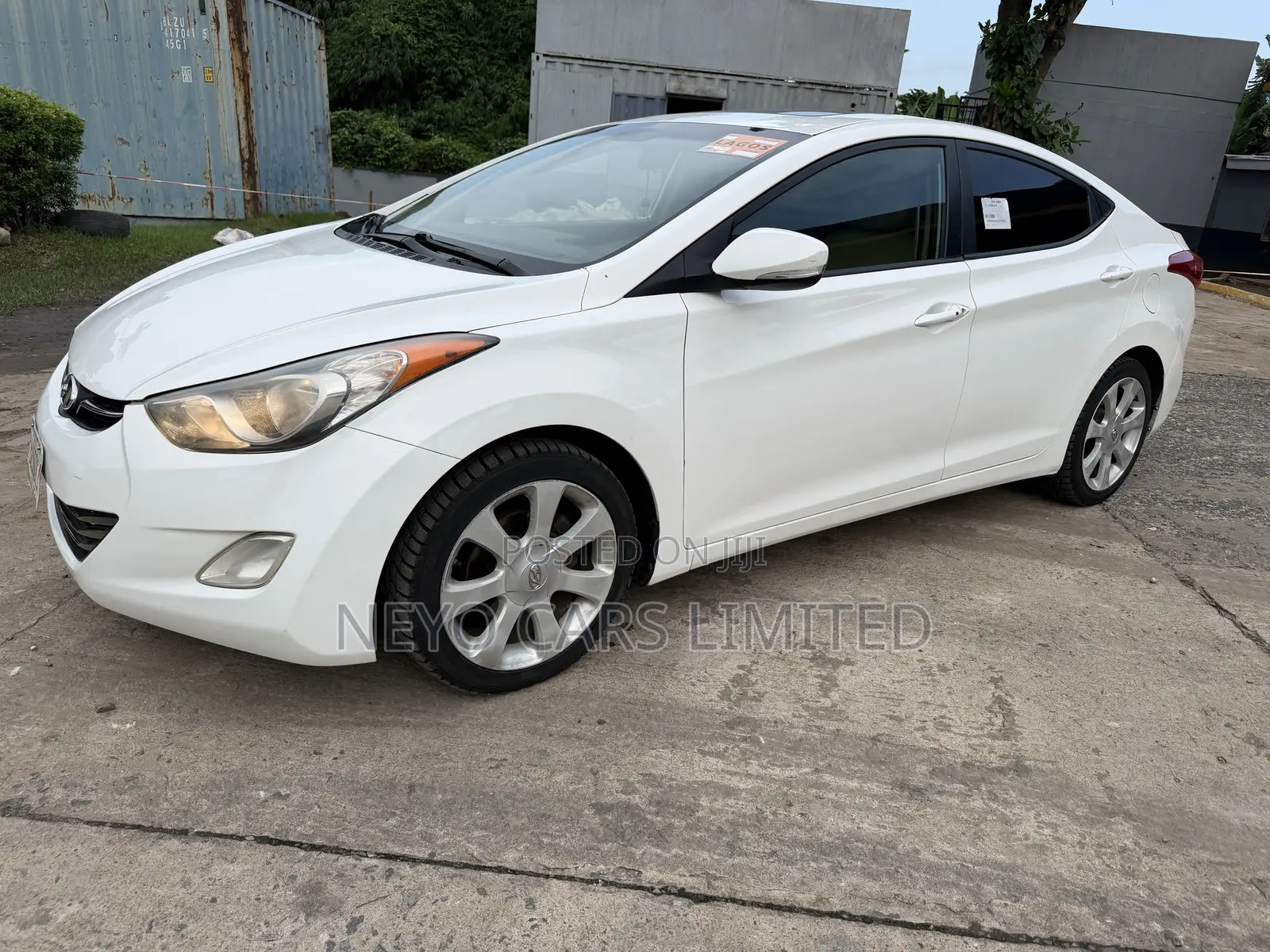 Hyundai Elantra Limited 2012 White