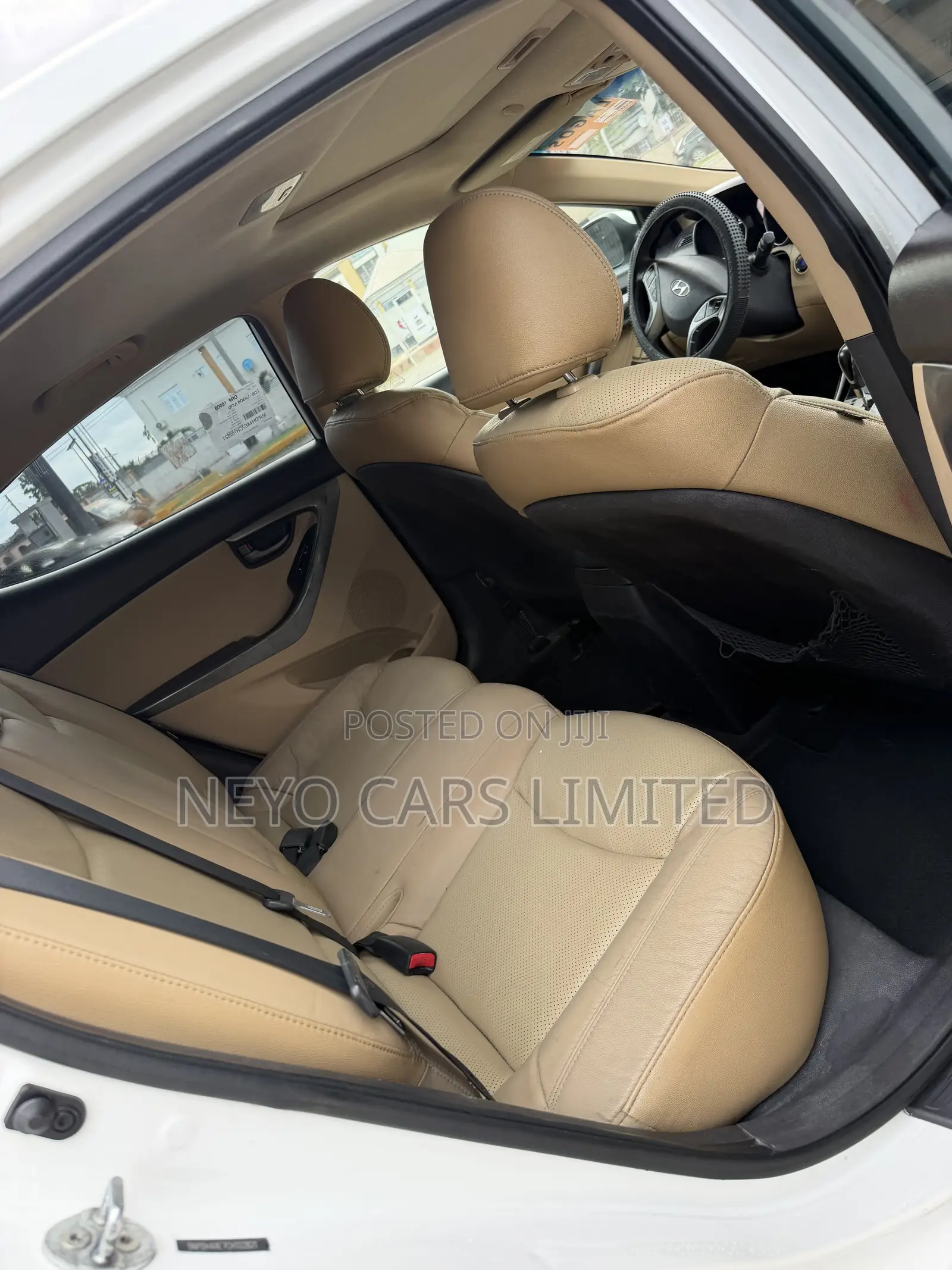 Hyundai Elantra Limited 2012 White