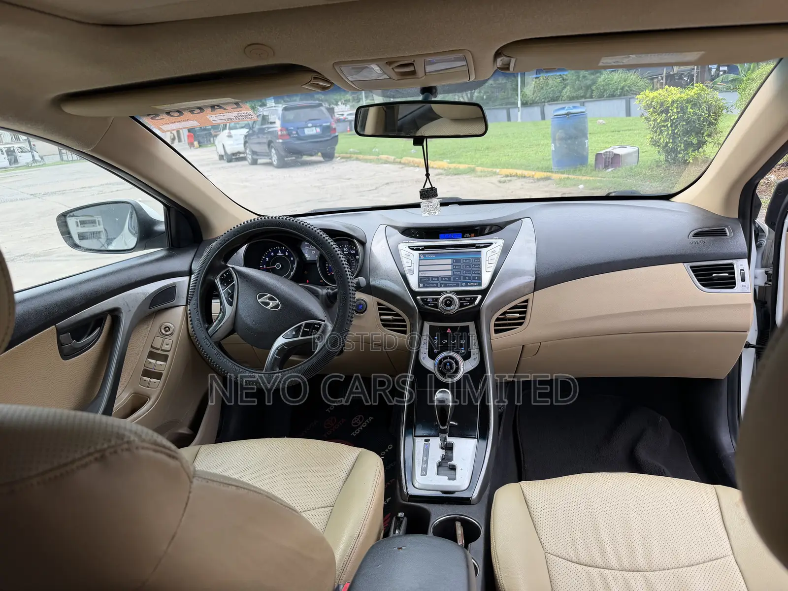 Hyundai Elantra Limited 2012 White