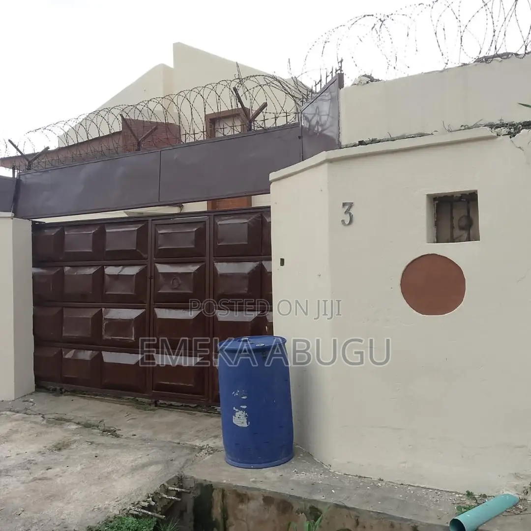 5bdrm Duplex in Bodija for sale