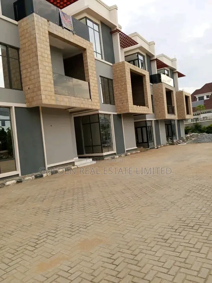 4bdrm Townhouse / Terrace in Katampe Extension for rent