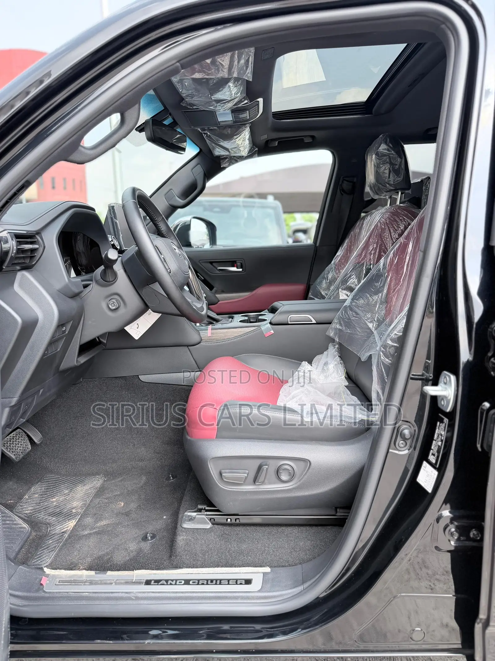 New Toyota Land Cruiser LC300 2025 Black