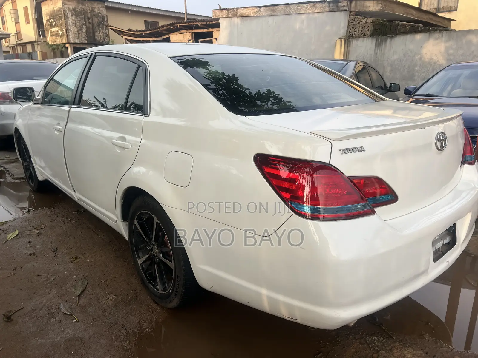 Toyota Avalon XLS 2007 White