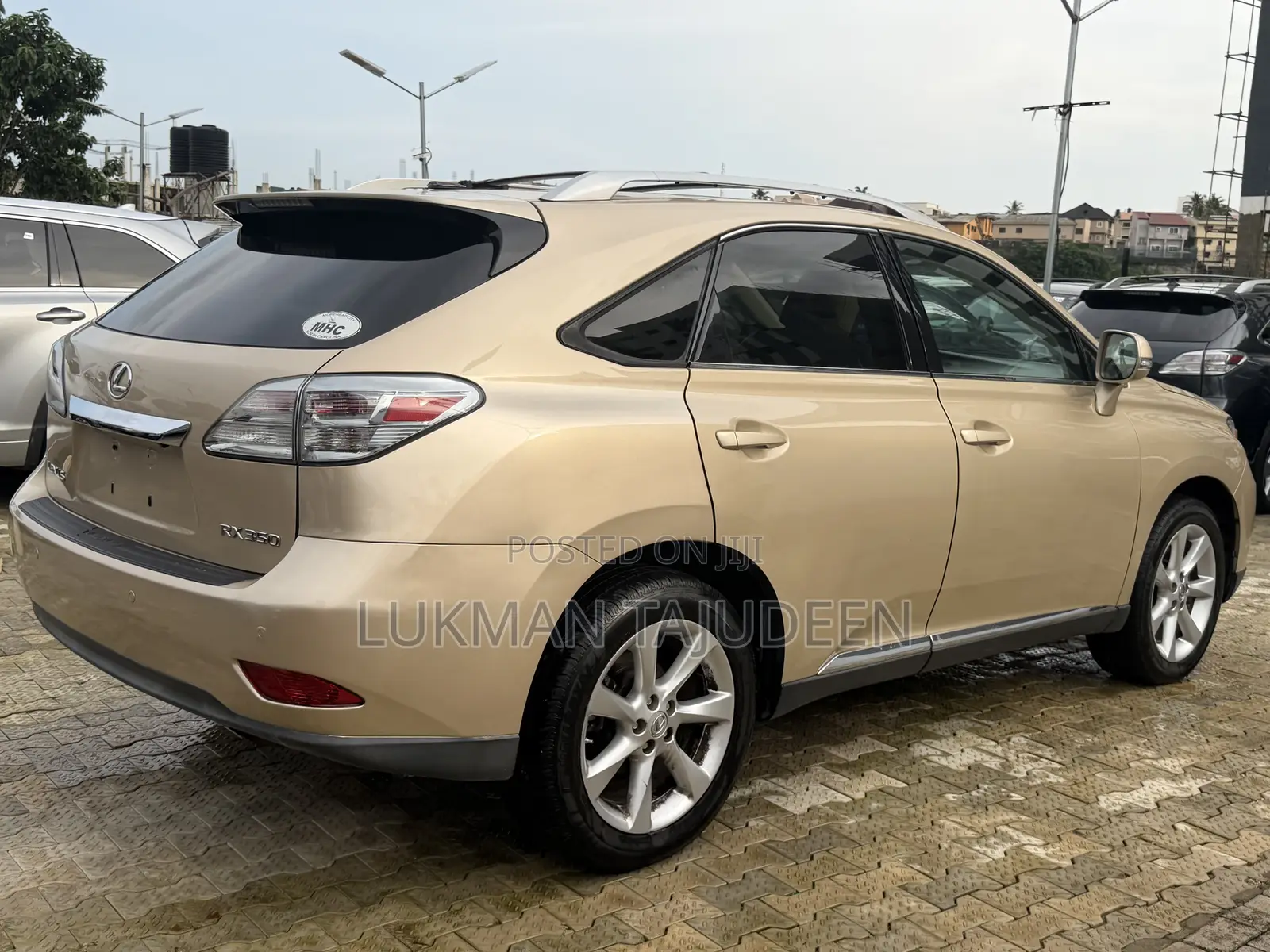 Lexus RX 350 2010 Gold
