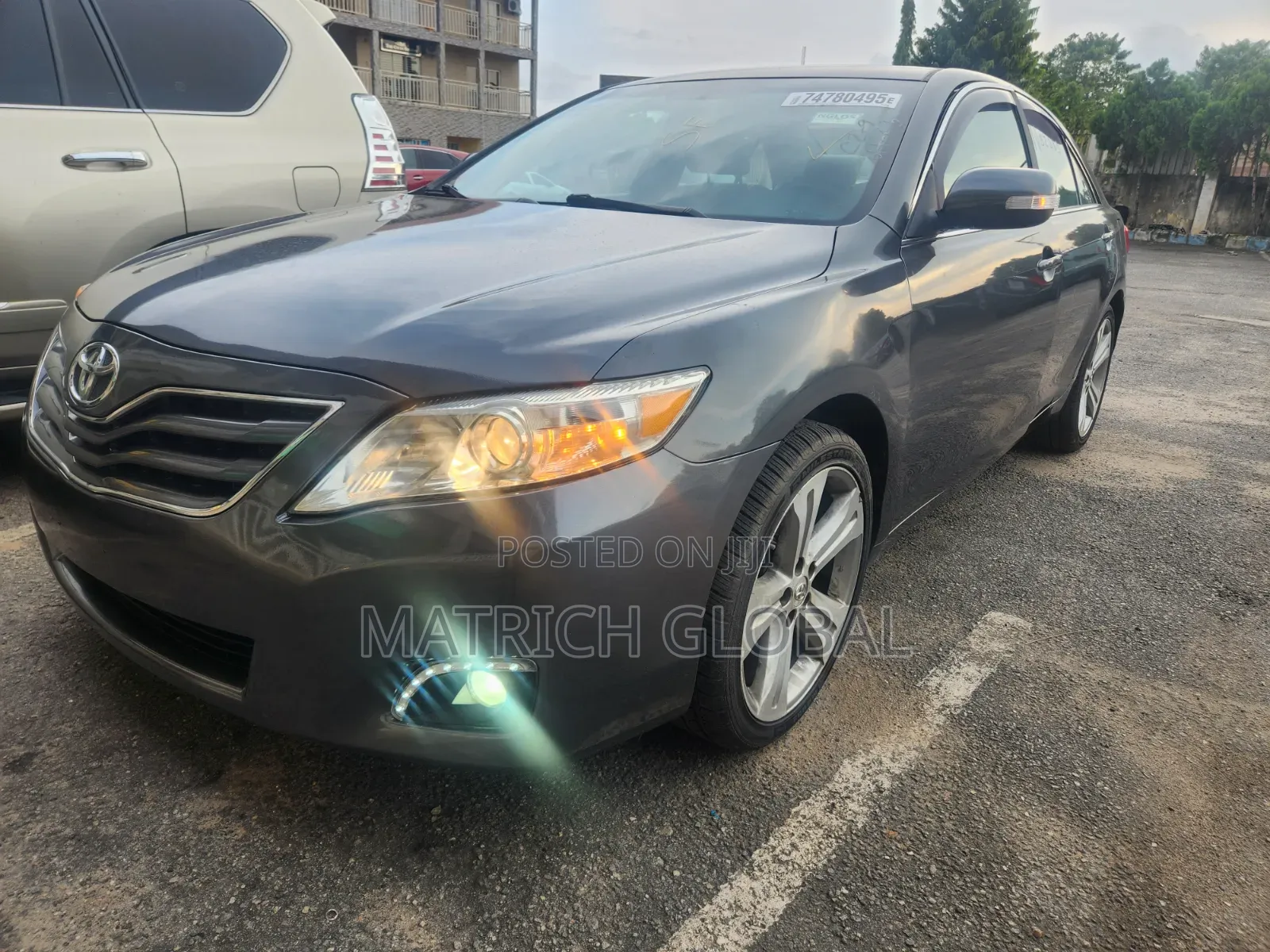 Toyota Camry LE 4dr Sedan (2.5L 4cyl 6AM) 2010 Gray