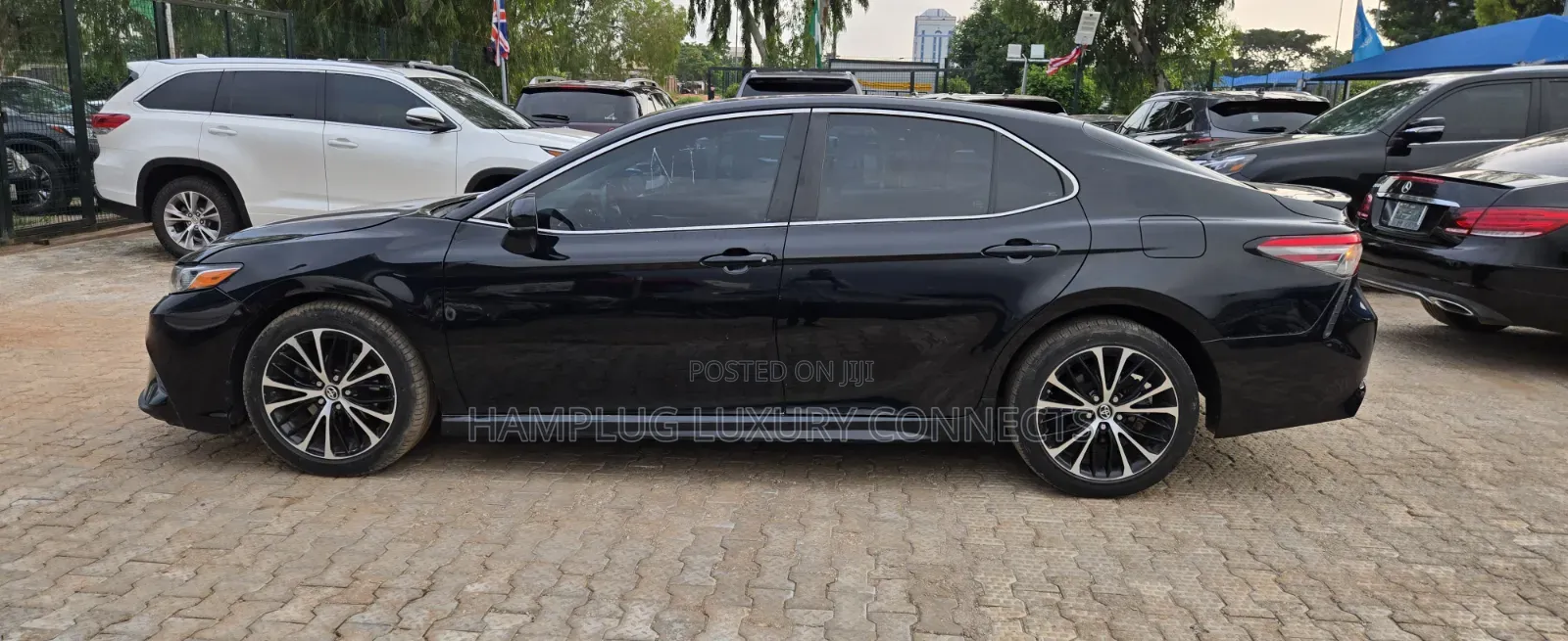 Toyota Camry 2018 Black