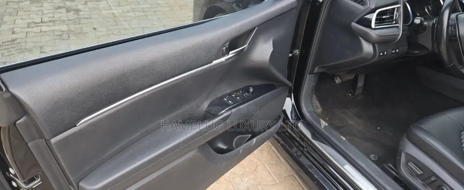 Toyota Camry 2018 Black