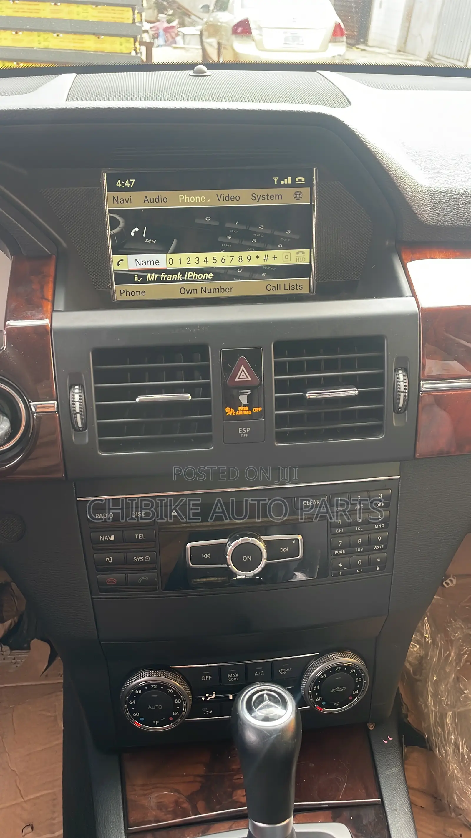 GLK 2008-20011 Follow Come Basic Radio to Upgrade Reverse Camera