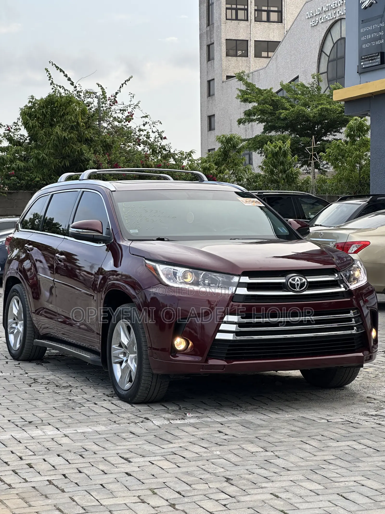 Toyota Highlander XLE 4x4 V6 (3.5L 6cyl 8A) 2018 Burgundy