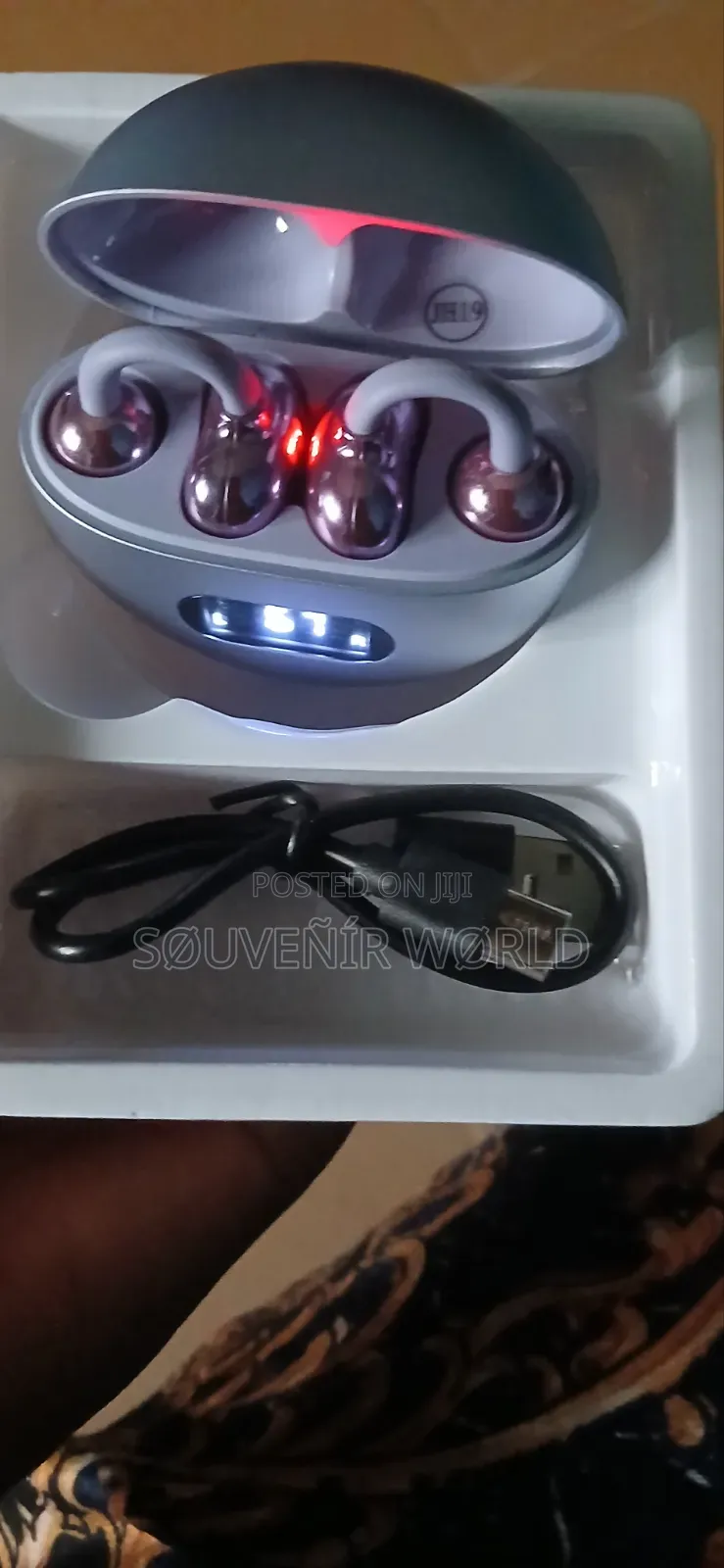 Wireless Bluetooth Earbuds With Digital Display Charging Case