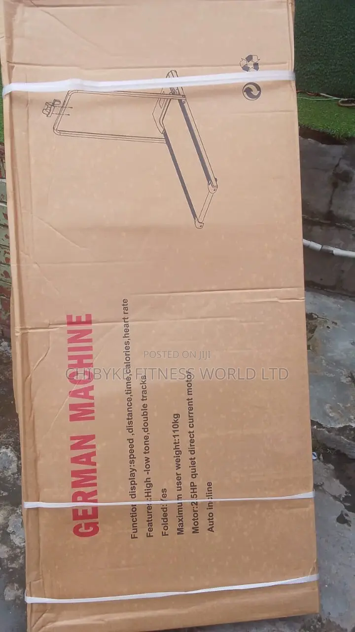 2.5hp Platform Treadmill With Auto Incline and Remote.