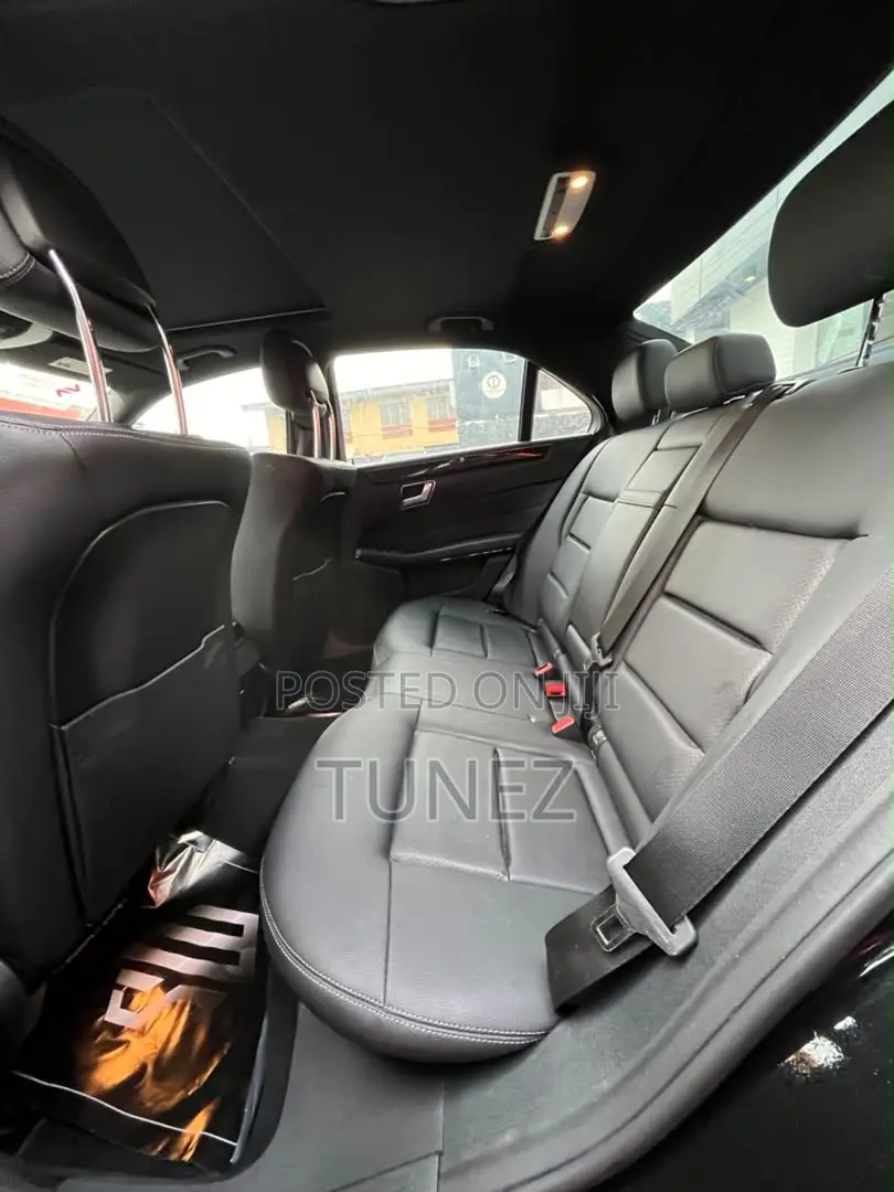 Mercedes-Benz E350 Base 4Matic Sedan AWD (3.5L 6cyl 7A) 2016 Black