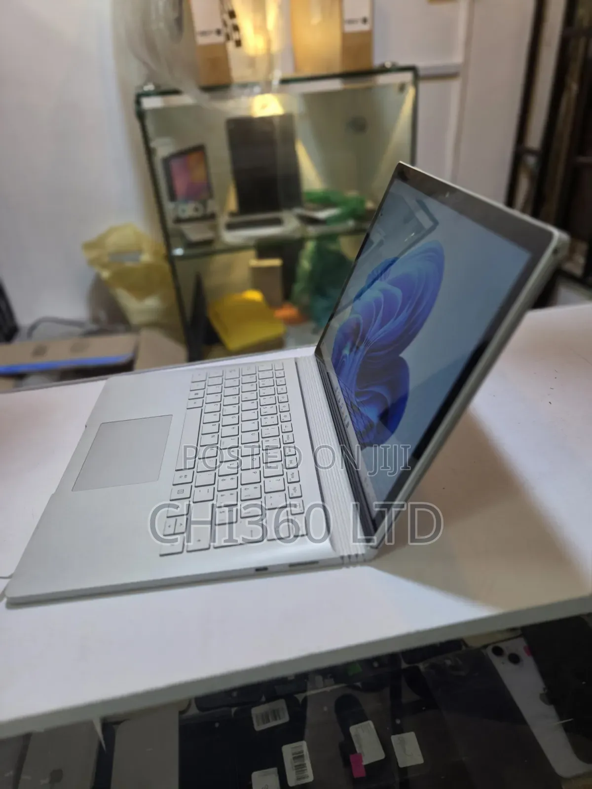 Laptop Microsoft Surface Book 2 16GB Intel Core i7 SSD 1T