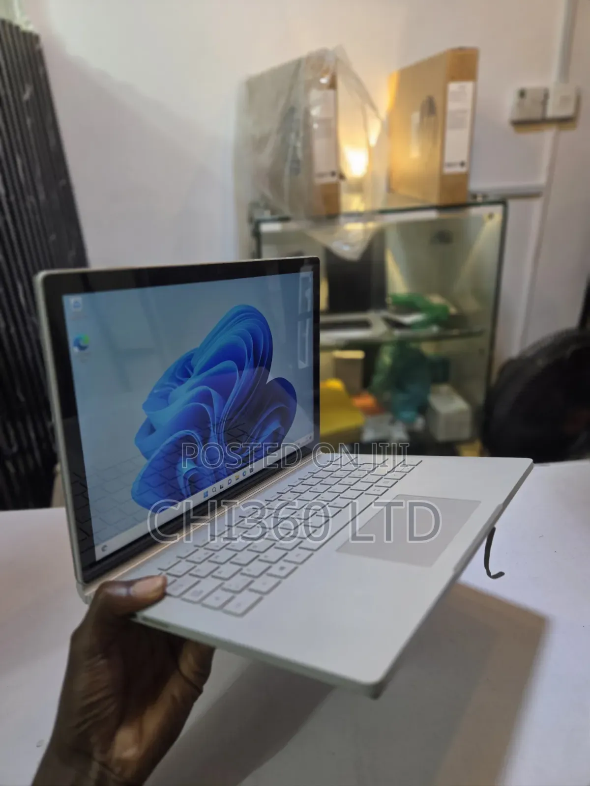 Laptop Microsoft Surface Book 2 16GB Intel Core i7 SSD 1T