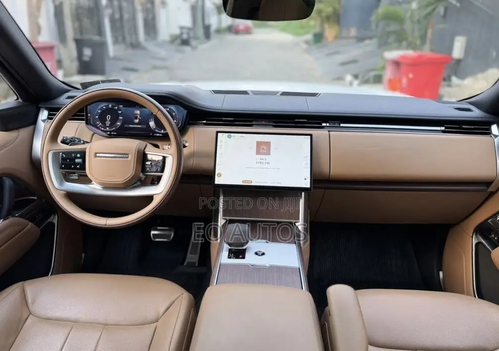New Land Rover Range Rover Vogue 2025 White
