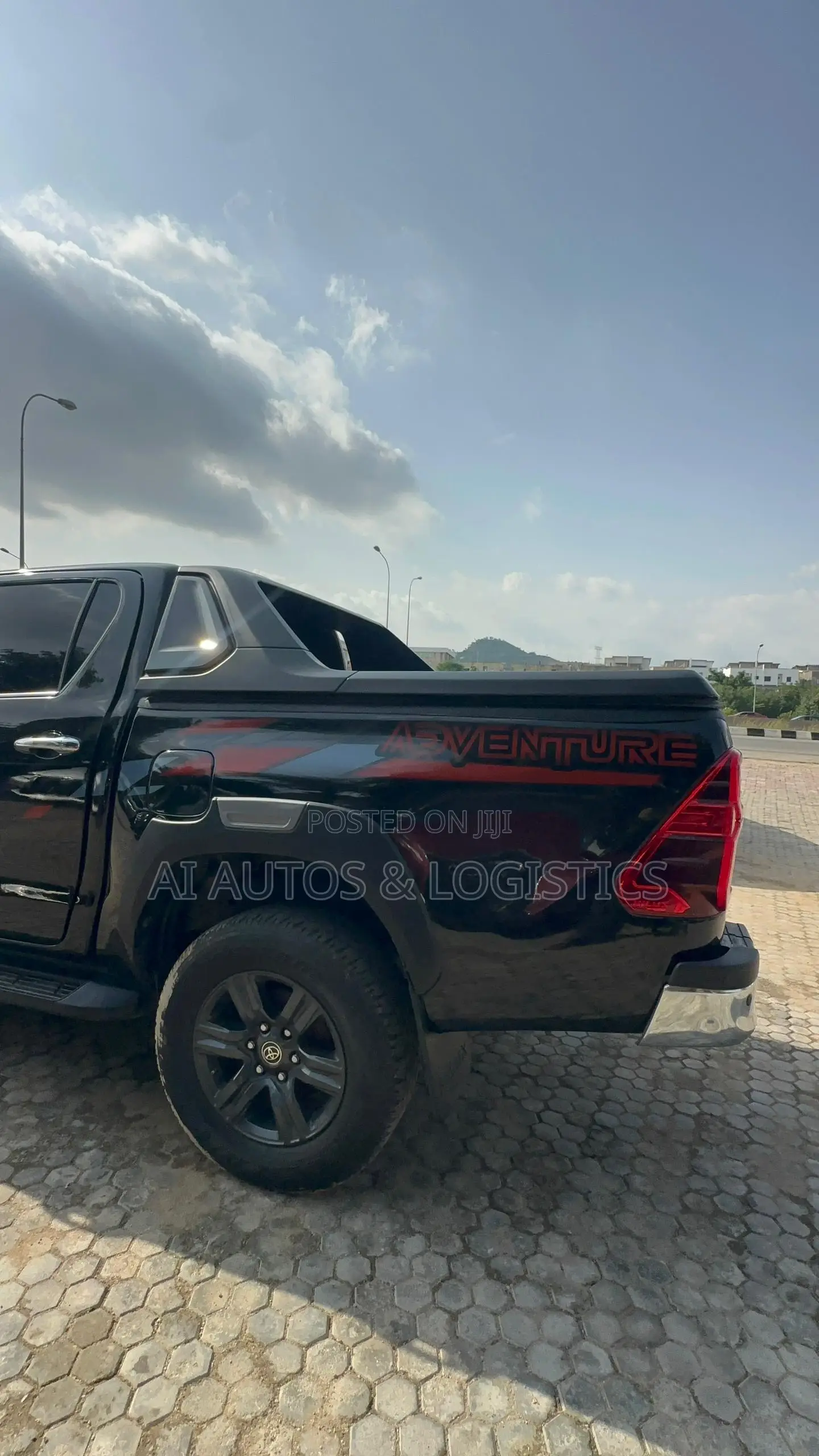 Toyota Hilux 2023 Black