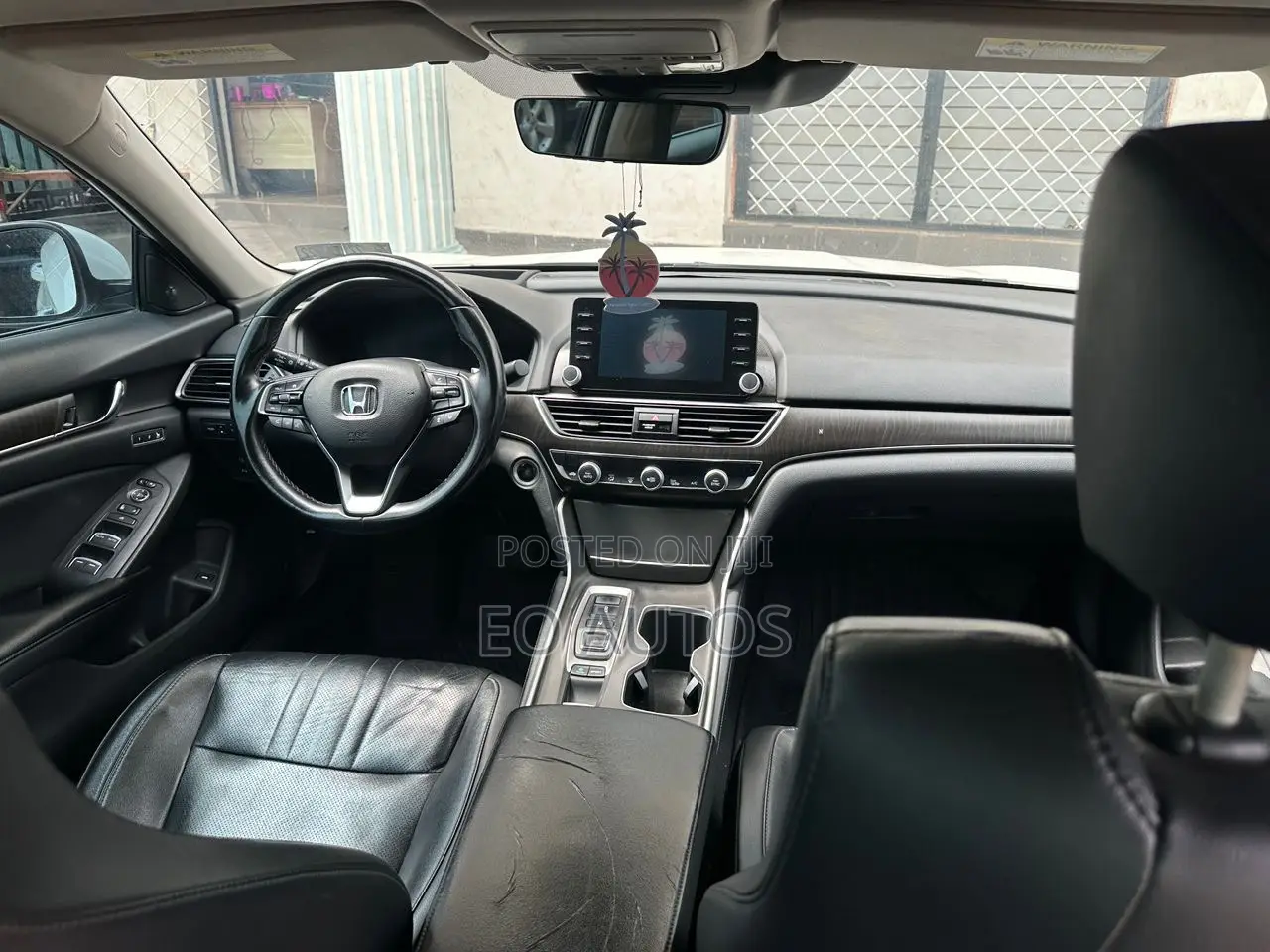 Honda Accord EX-L (2.0L 4cyl Turbo 10A) 2019 White