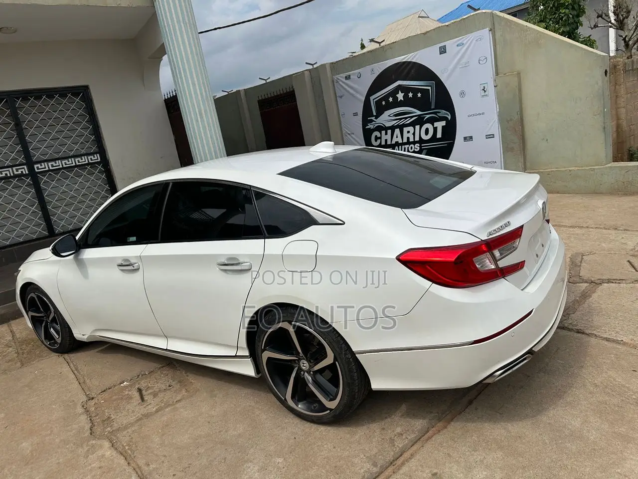 Honda Accord EX-L (2.0L 4cyl Turbo 10A) 2019 White
